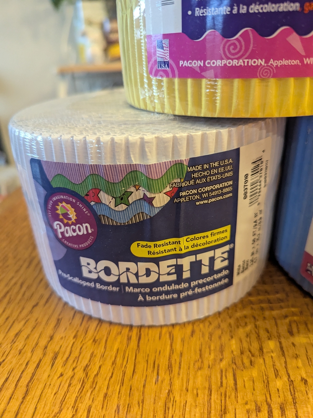 8 Rolls of Border / Bordette- Glitter Green, Teal, Snowflake ,Yellow, Red, White - Picture 2 of 11